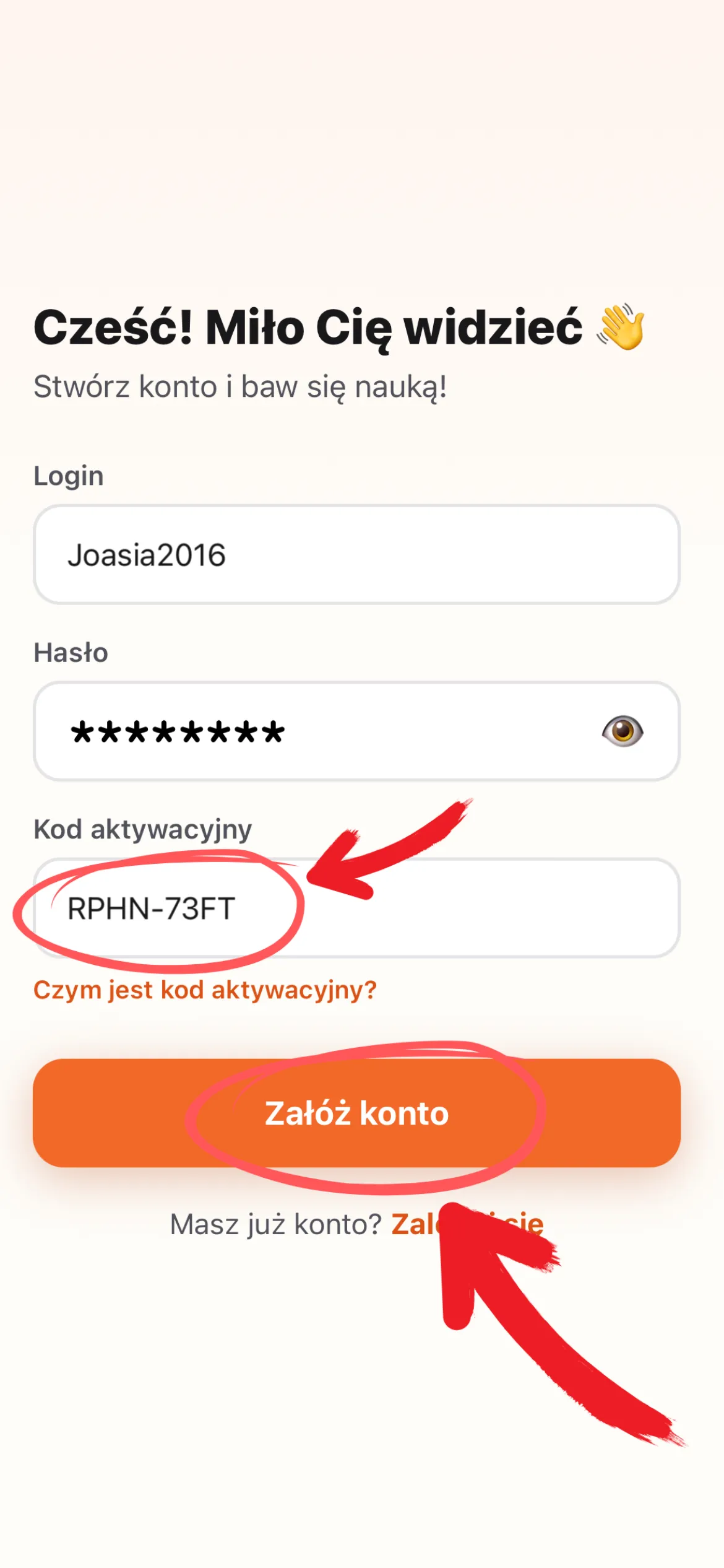 Ekran zakładania konta w aplikacji z polami login, hasło i kod aktywacyjny oraz zaznaczonym przyciskiem Załóż konto